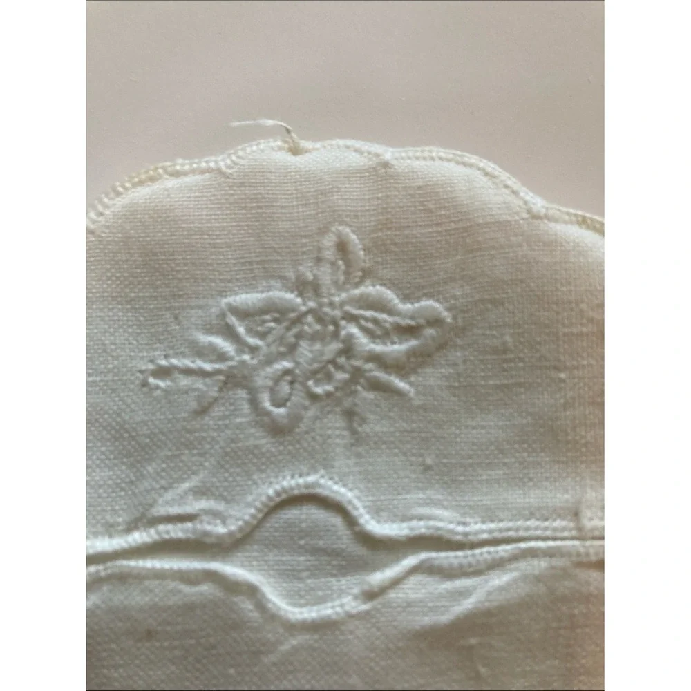 Shanghai White Embroidered Cotton 24 Piece Cocktail Napkin Drink Slipper Set‎